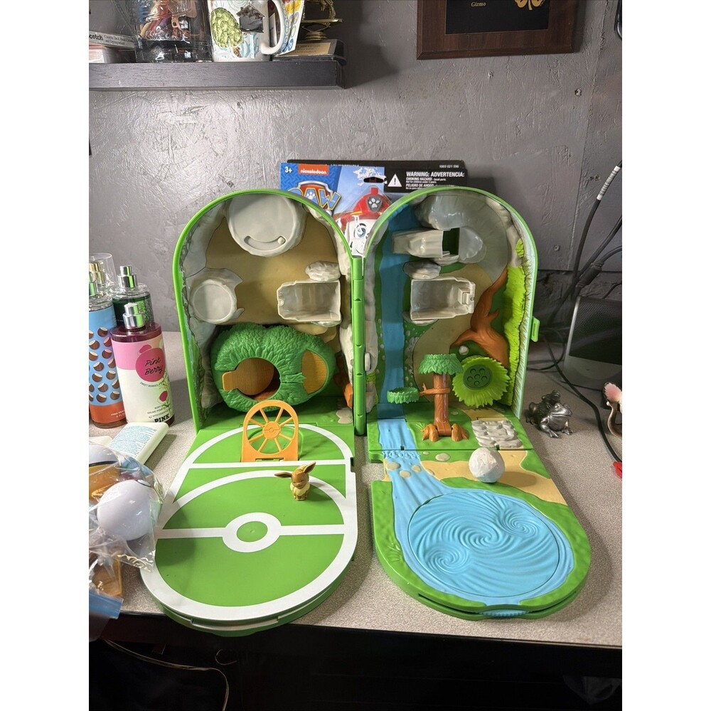 POKEMON Battle Ground Arena Playset Figures & Bridge! Green Backpack Case *READ*